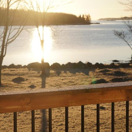 Blissful Oceanfront Cottage In Port Mouton Экстерьер фото