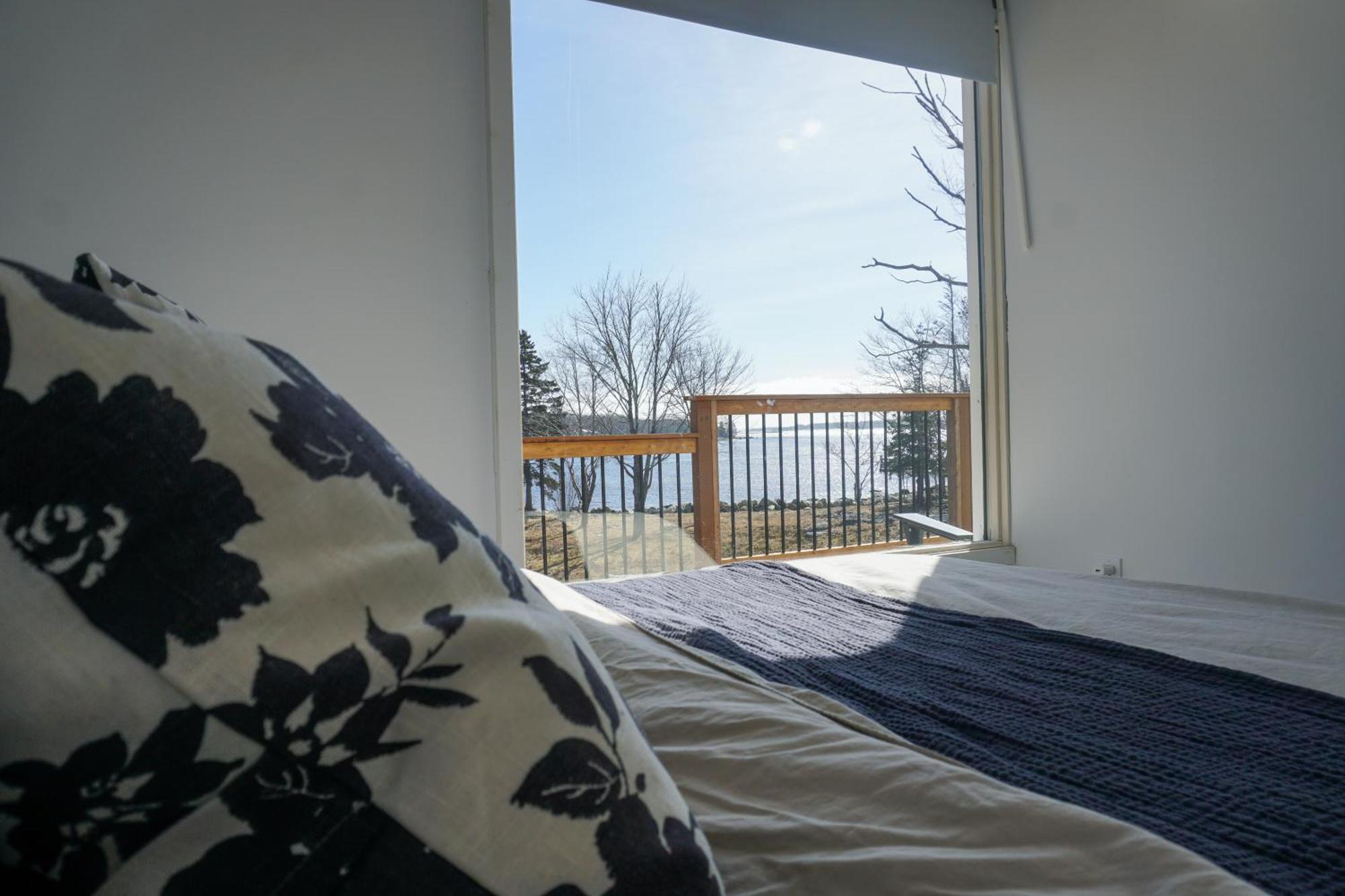 Blissful Oceanfront Cottage In Port Mouton Экстерьер фото